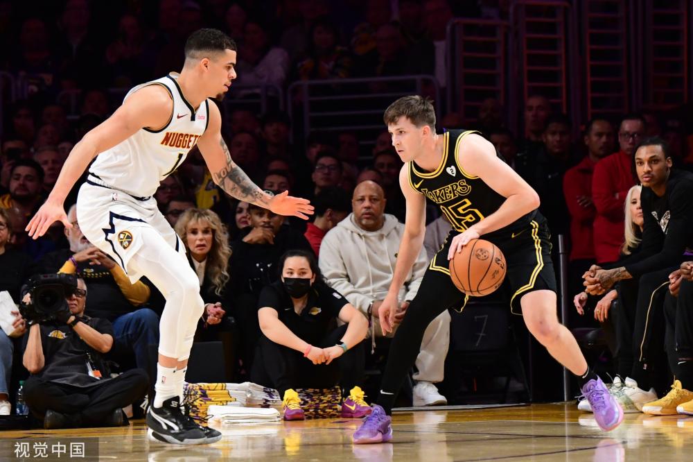 今怀念他在 今怀念他在