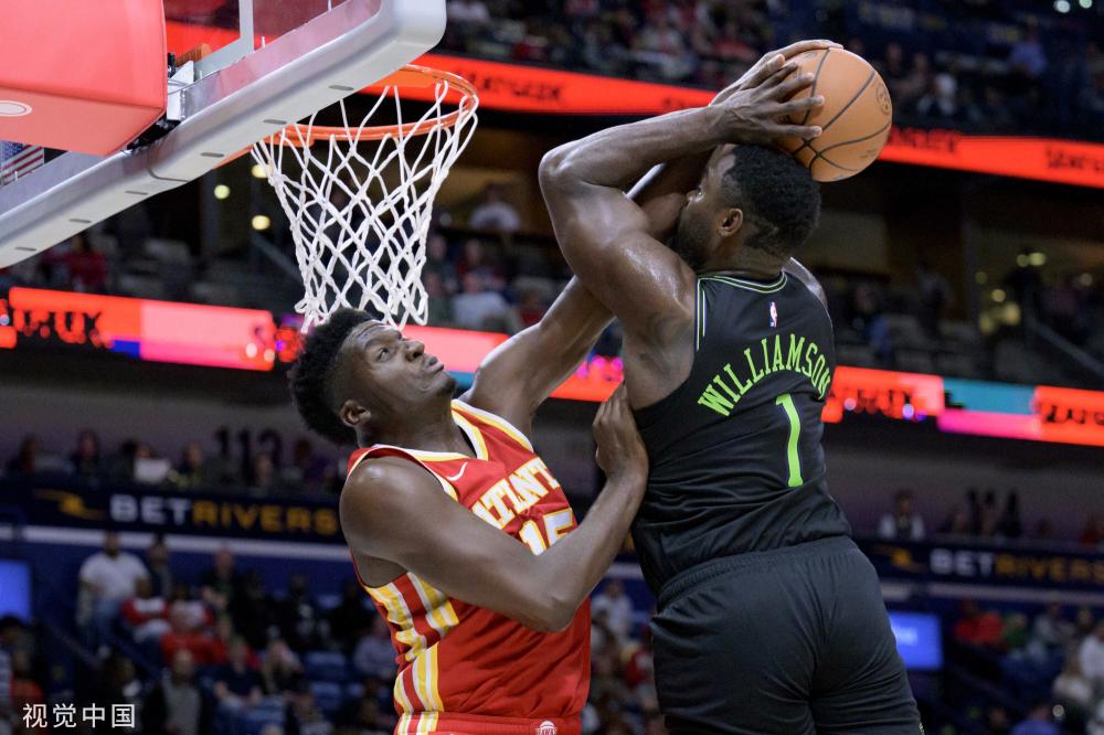 在传球策动 在传球策动