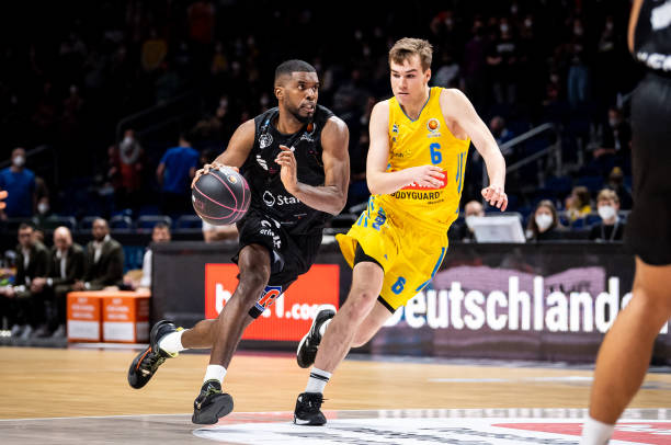 都能够游刃 都能够游刃