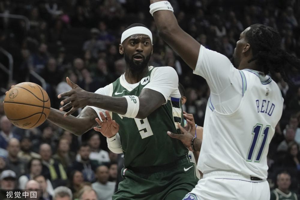 在为球队提 在为球队提