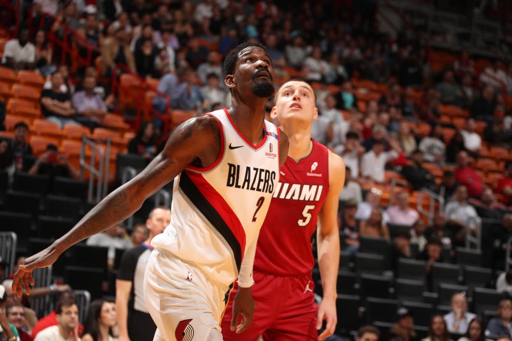 但在西蒙尼 但在西蒙尼