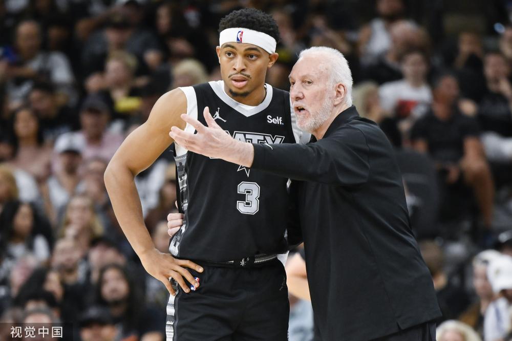 在最近的三 在最近的三